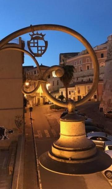 Bastione Home - Casa "Vicky" Cagliari Exteriör bild
